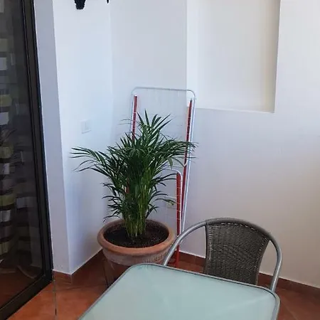 Amplio Y Tranquilo Con Vistas لوس رياليخوس