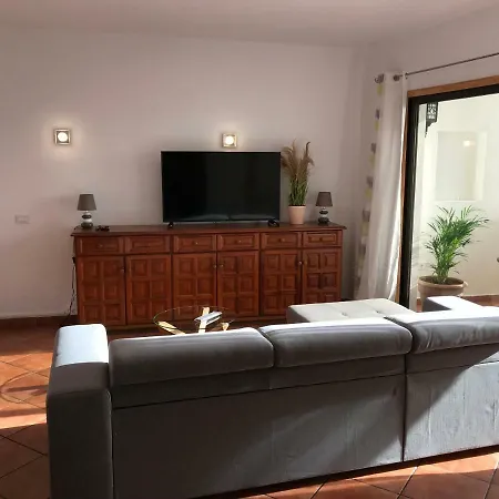 Amplio Y Tranquilo Con Vistas لوس رياليخوس